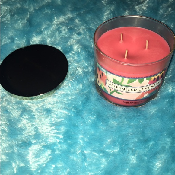 Bath and Body Works candle-new