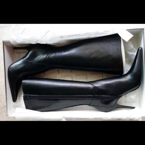 Charles David Capture Knee-High Stiletto Boot - Picture 2 of 4