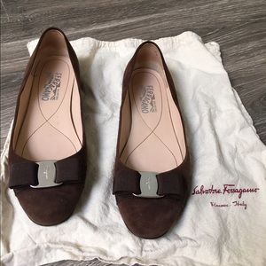 Salvatore Ferragamo varina flats