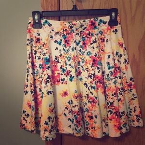 Size M skirt