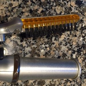 In Styler Rotating curling iron. Like new