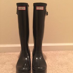 Black Hunter boots.