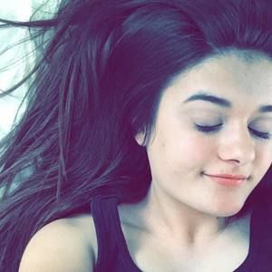 Meet your Posher, Molly