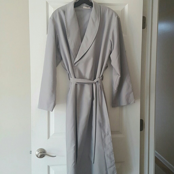 Brand new, never worn bathrobe