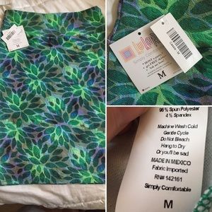 LuLaRoe Floral Cassie - Size Medium