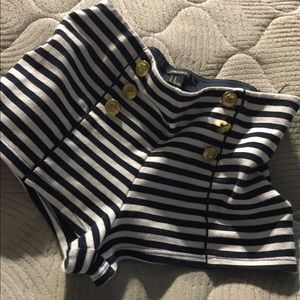 Shorts (high waisted sailor shorts) forever 21