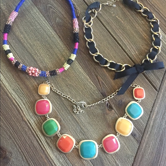 Set of 3 Subtle Statement Necklaces