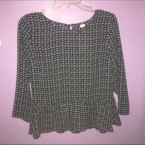 NEW WITH TAGS Patterned H&M Shirt