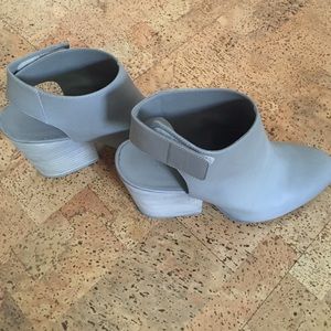 Beautiful Vince Booties