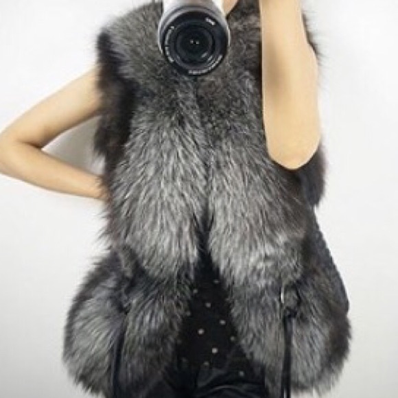 Posh Garden Jackets & Blazers - JUST IN🔹LAST ONE🔹Faux Fur Shimmer Vest