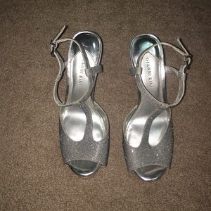 Gianni Bini sparkly silver platform heels