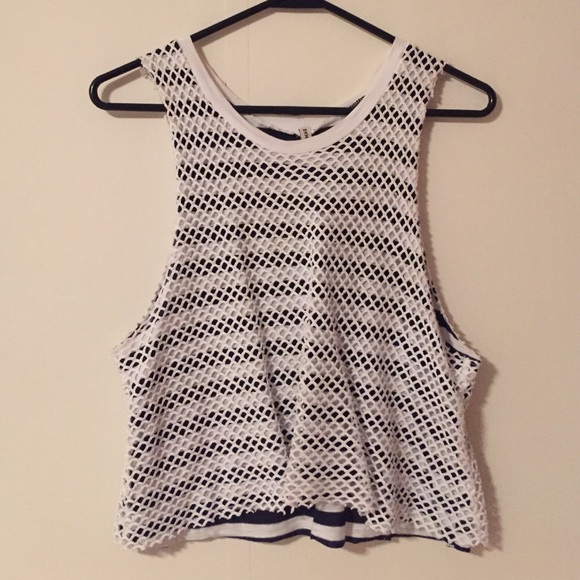 LF CROPPED MESH KNIT