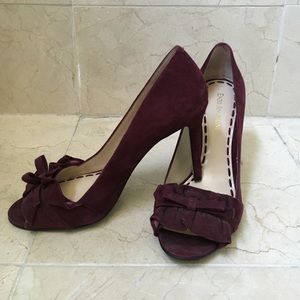 Enzo Angiolini Maroon suede pumps
