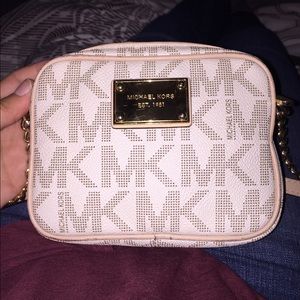 MICHAEL KORS jet set cross body
