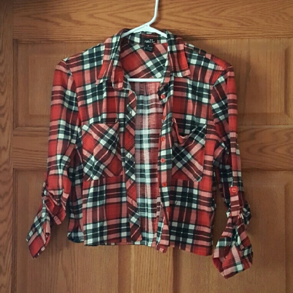 Red crop top flannel