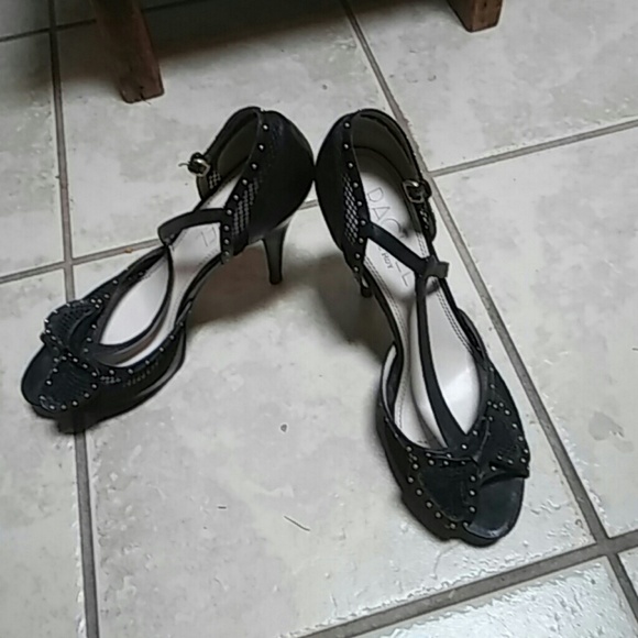 Rachel Roy bow heels