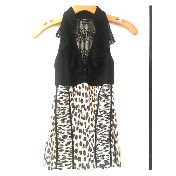 Xoxo lace sleeveless top