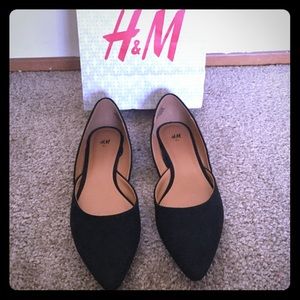 H&M Velvet black pointy flats