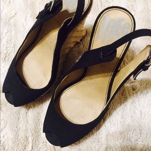 Sale!! Free Press Black Peep Toe Wedges ❤️❤️
