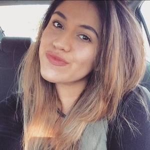 Meet your Posher, Vanessa