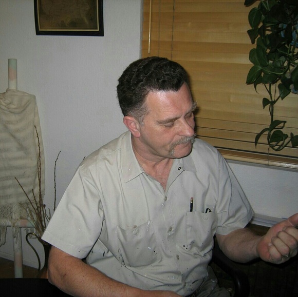 Meet your Posher, Lou Ellyn - Picture 3 of 4