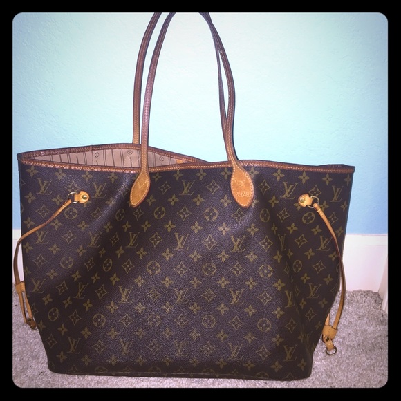 SOLD❌ Authentic Louis Vuitton Never full GM