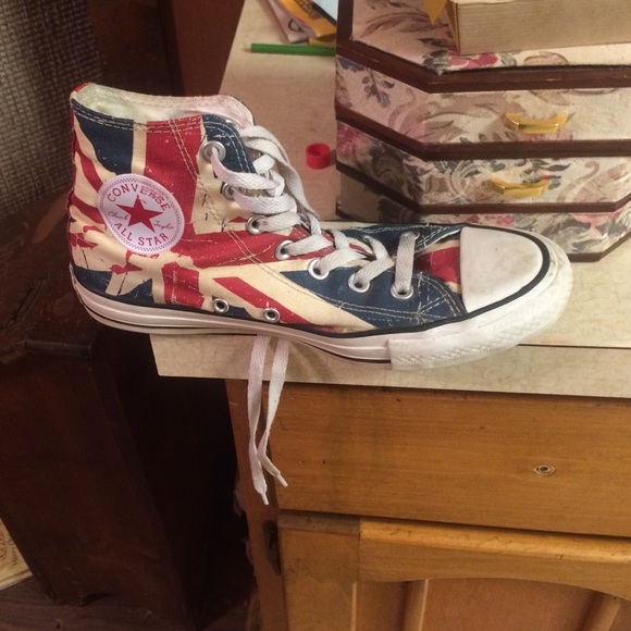 Chuck Taylor's - Picture 2 of 4