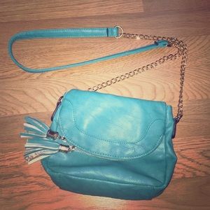 Super cute turquoise crossbody