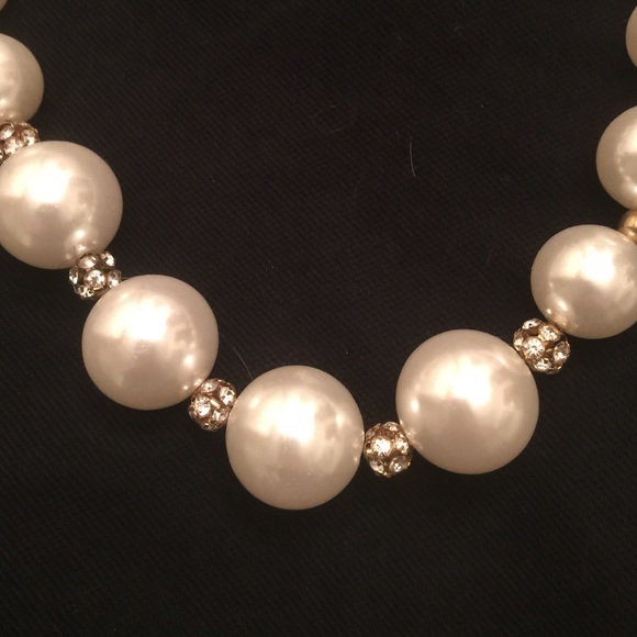 Handmade Women's Pearl Necklace with Rhinestones - Picture 2 of 4