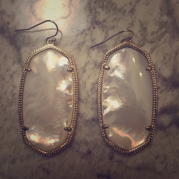 Kendra Scott Earrings - never worn!