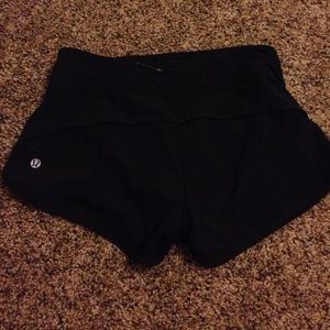 Lululemon black shorts
