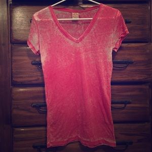 WELL WORN Los Angeles. "Like Vintage" Tshirt