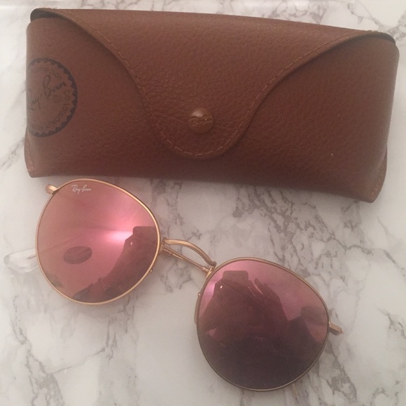 Ray-Ban Round Lennon Glasses