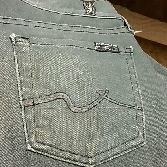 Jean - Picture 4 of 4