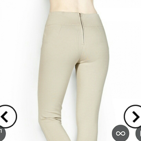 Skinny pants with zipper & studded front details - Picture 3 of 3