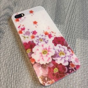 NEW IPHONE 5/5s CASE !FLOWERS!