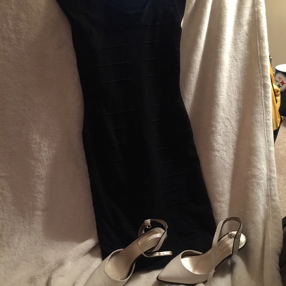 Beautiful LBD! - Picture 3 of 3