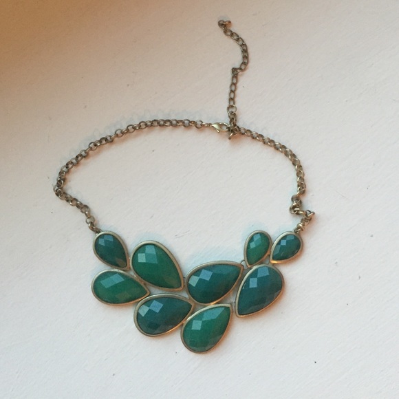 Turquoise green statement necklace