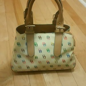 Dooney & Bourke hand bag Dooney & Bourke hand bag