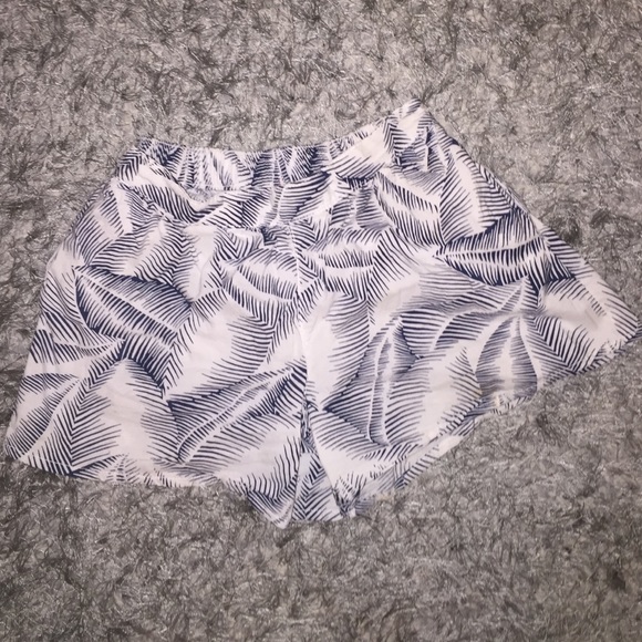 Kids Palm tree loose shorts