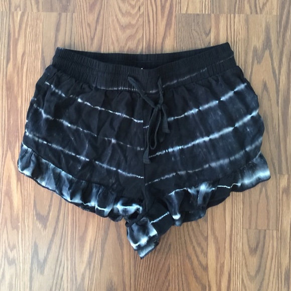 Sans Souci TIE DYE RUFFLED HEM SHORTS drawstring - Picture 3 of 4