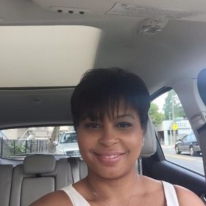 Meet your Posher, Neeka