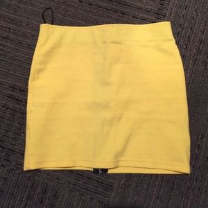 Yellow bodycon skirt