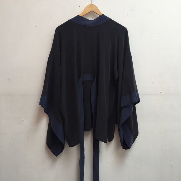 Equipment 100% Silk Kimono Top sz S - Picture 2 of 4