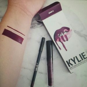 Kylie lip kit brand NEW