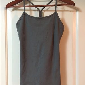 Lululemon Power Y Size 6