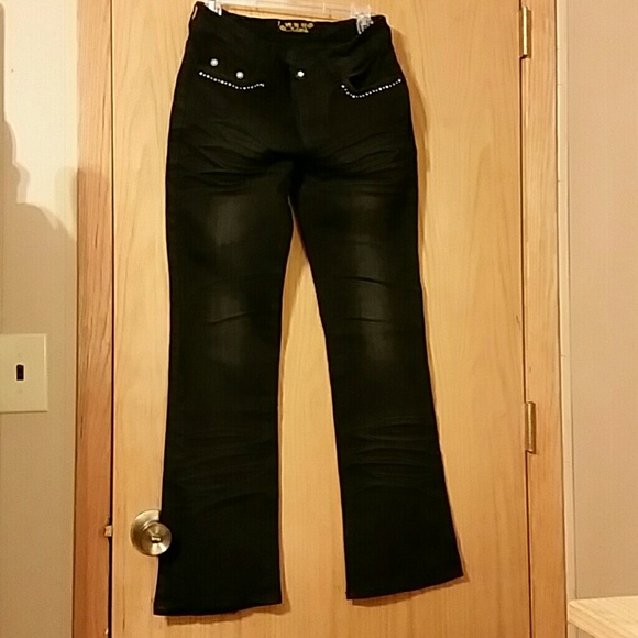 Jean - Picture 1 of 3