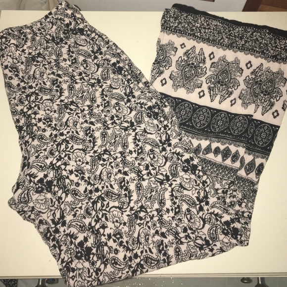🎀REPOSH🎀 Tribal Print Flare Pants
