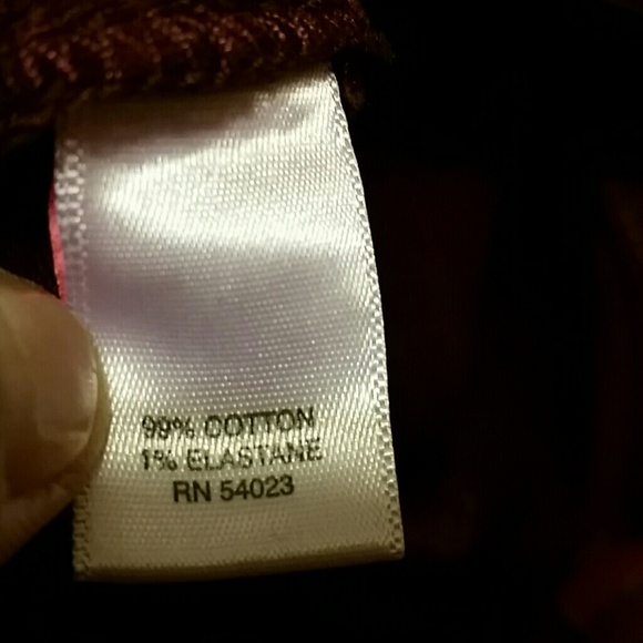 Deep red pant - Picture 3 of 3