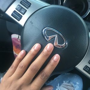 Meet your Posher, Tee